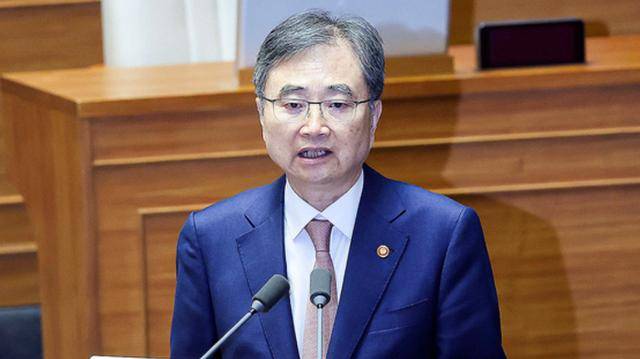 外长访华想和中方谈一件大事被特朗普打醒了！李在明派(图3)